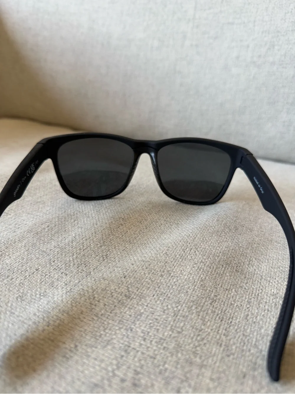goodr Hooked on Onyx Classic Black Polarized Sunglasses, Large Fit, Unisex